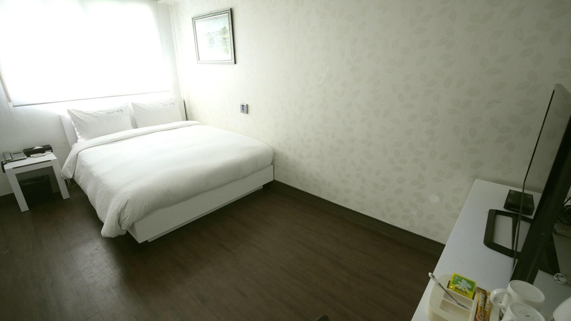 Residence Mumum Hotel Busan Exterior photo