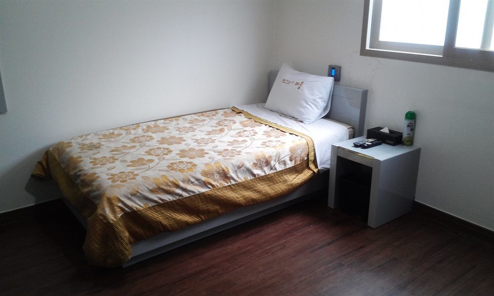 Residence Mumum Hotel Busan Exterior photo