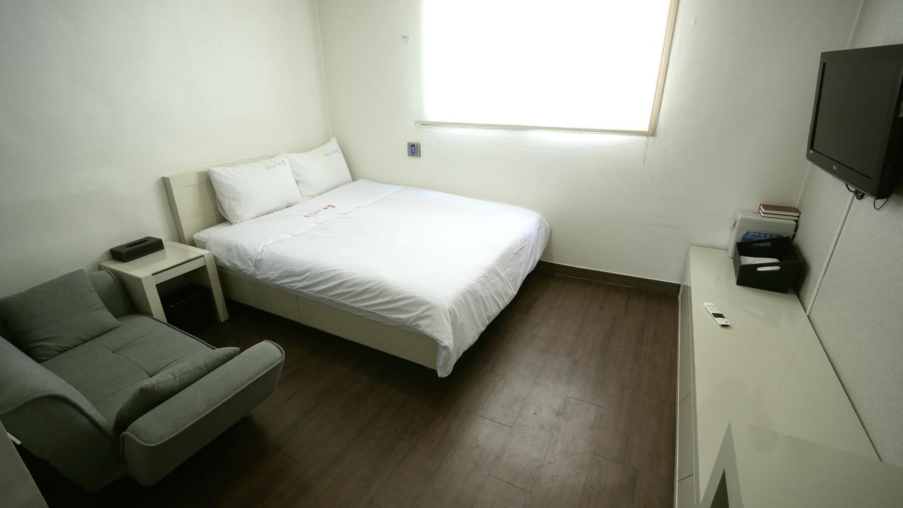 Residence Mumum Hotel Busan Exterior photo